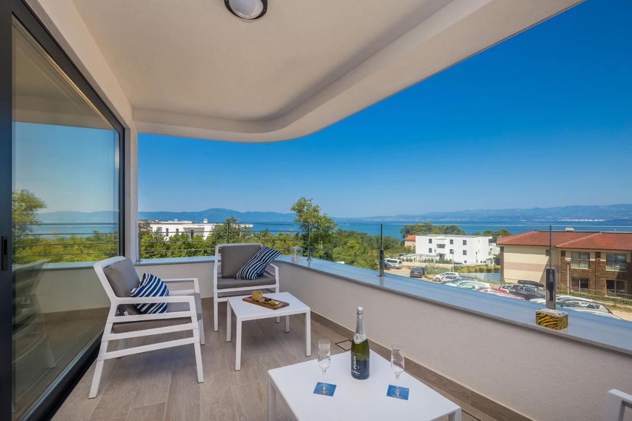 Villa Poseidon Rova By El-Pi Tours Malinska Exterior photo