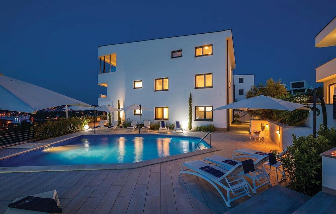 Villa Poseidon Rova By El-Pi Tours Malinska Exterior photo